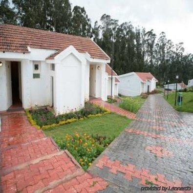 Deccan Plaza Hotel - Ooty Exterior photo
